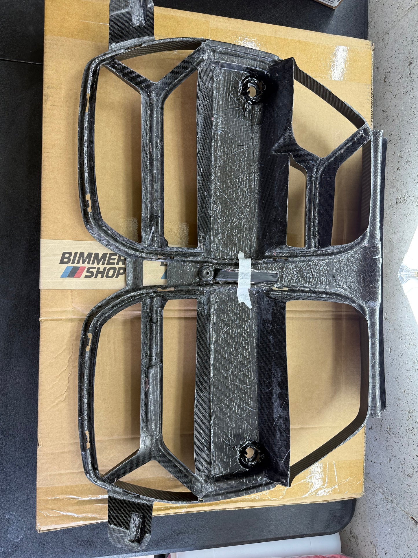 BMW G SERIES M3/M4 CSL STYLE DRY CARBON GRILLE